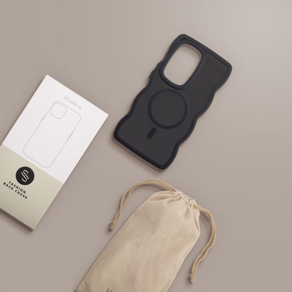 Selencia Wavy Backcover mit MagSafe Samsung Galaxy S24 Ultra - Schwarz