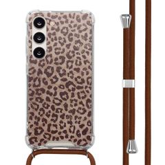 imoshion Design Hülle mit Band Samsung Galaxy S23 - Leopard Mood