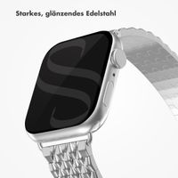 Selencia Drachenarmband aus Stahl für die Apple Watch Series 1 bis 9 / SE (38/40/41 mm) | Series 10 (42 mm) - Silber