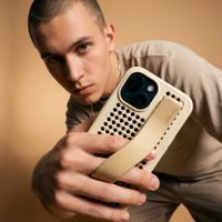 Callbuddy Hülle mit Strap Apple iPhone 17e / 16e / 15 / 14 / 13 - Sand Glow