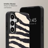 Selencia Nova HandyHülle mit Kordel und Kartenhalter Samsung Galaxy S25 FE - Zazzy Zebra