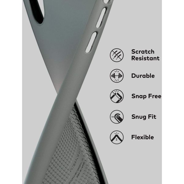 RhinoShield SolidSuit Backcover für das iPhone 12 (Pro) - Carbon Fiber Black