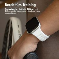 imoshion Active Sport Silikonarmband für die Apple Watch Series 1-9 / SE (38/40/41 mm) | Series 10 (42 mm) - Weiß