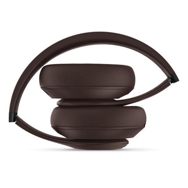 Beats Studio Pro Kabellose Kopfhörer mit Aktive Geräuschunterdrückung (ANC) - Deep Brown