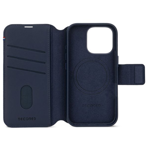 Decoded 2 in 1 Leather Klapphülle MagSafe Apple iPhone 16 Pro - Navy