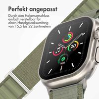 imoshion Nylon Alpine Armband für das  Apple Watch Series 1 t/m 11 / SE / Ultra (44/45/46/49 mm) - Olive Green