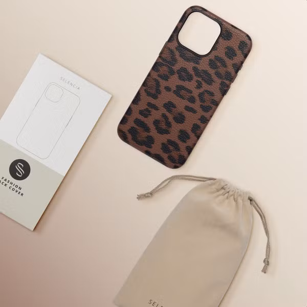 Selencia Sabi Backcover Leopardenmuster mit MagSafe Apple iPhone 15 Pro Max - Mocha Brown