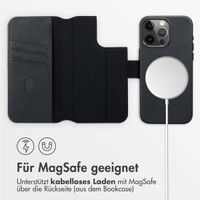 Accezz 2-in-1 Klapphülle aus Leder mit MagSafe Apple iPhone 15 Pro Max - Onyx Black