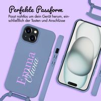 Personalisierte Color Backcover MagSafe mit abtrennbarem Band und Namen für iPhone 15 - Ash Blue