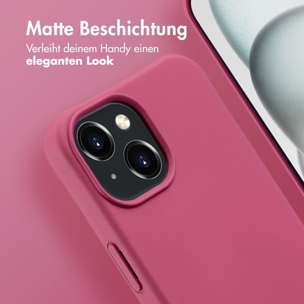 imoshion Color Backcover mit abnehmbarem Handykette und MagSafe Apple iPhone 15 - Raspberry