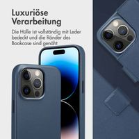 Accezz 2-in-1 Klapphülle aus Leder mit MagSafe für das iPhone 14 Pro - Nightfall Blue