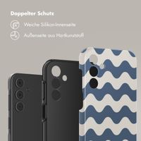 Selencia Vivid Tough Back Cover für das Samsung Galaxy A15 - Wave Vibes Classic Blue