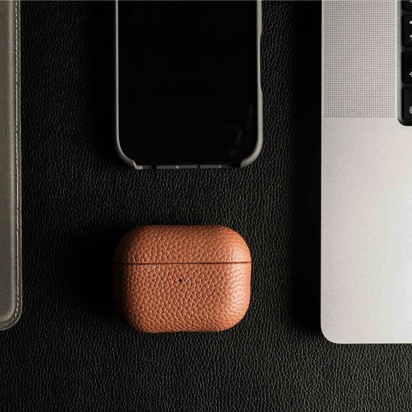 Accezz Echtleder Case  Apple Airpods Pro 3 - Cognac