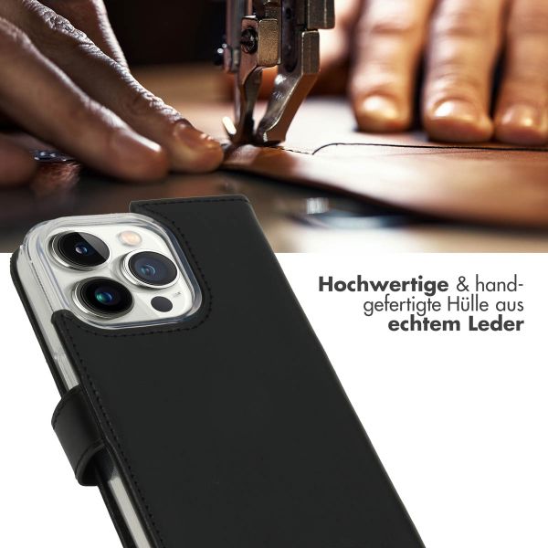 Selencia Echtleder Klapphülle iPhone 14 Pro - Schwarz