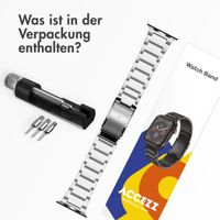 Accezz Glänzendes Titanstahlarmband für die Apple Watch Series 1 bis 10 / SE / Ultra (2) (44/45/46/49 mm) - Silber