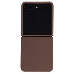 Accezz Liquid Silikoncase mit MagSafe Samsung Galaxy Z Flip 8 - New Tea Brown