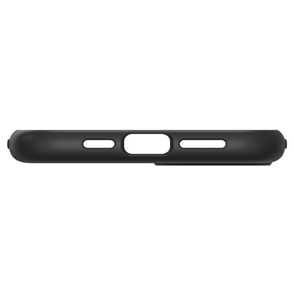 Spigen Slim Armor™ Case für das iPhone 14 Plus - Schwarz