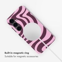 Selencia Vivid Rückabdeckung mit MagSafe Samsung Galaxy S24 - Wavy Swirl Pink Plum
