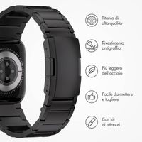 Accezz Mattes Titanstahlarmband für Apple Watch | 38/40/41/42 mm - Schwarz