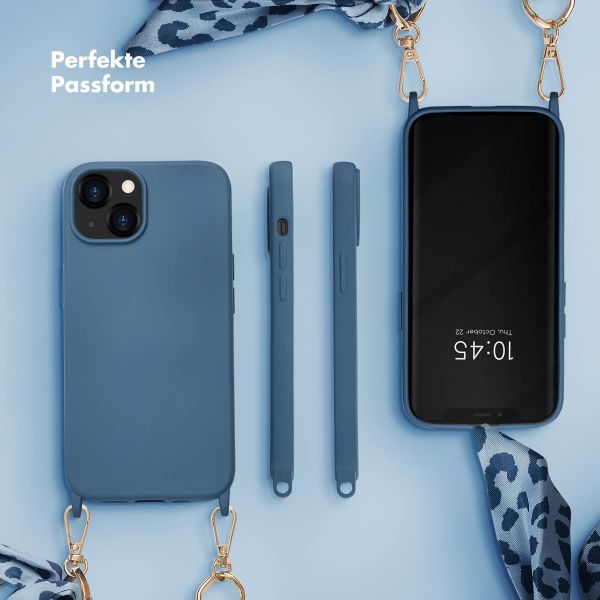 Selencia Back Cover mit luxuriöser Handschlaufe für das iPhone 13 - Blau