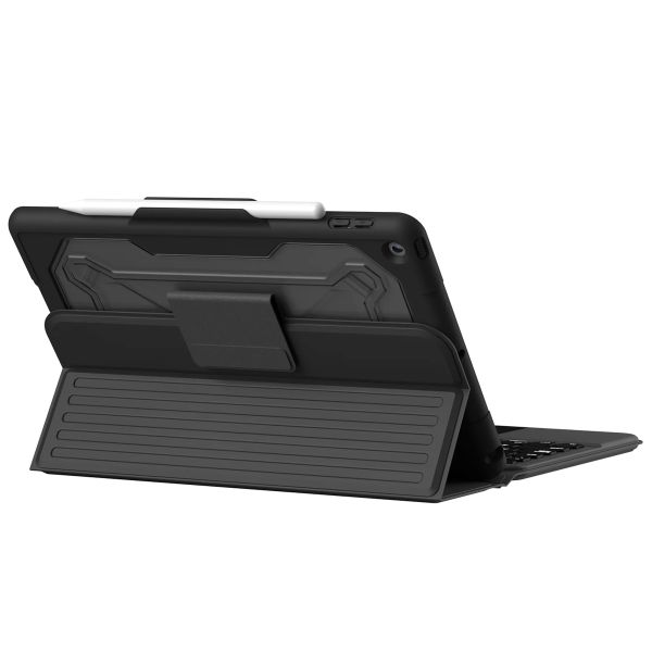 UAG Rugged Bluetooth-Tastatur Klapphülle mit Trackpad iPad 9 (2021) 10.2 Zoll / iPad 8 (2020) 10.2 Zoll / iPad 7 (2019) 10.2 Zoll - Schwarz