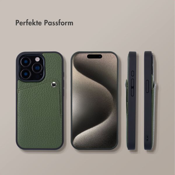 Selencia Riva Back Cover mit Kartenfach Apple iPhone 15 Pro - Sage Green