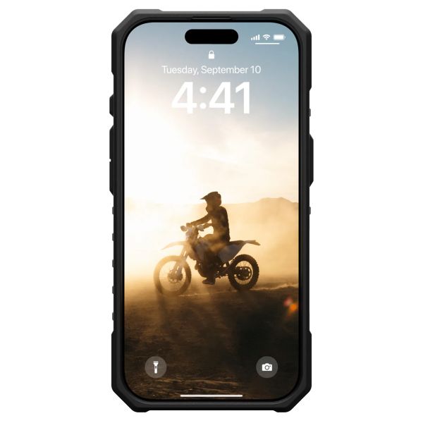 UAG Pathfinder Case für das iPhone 16 Pro - Geo Camo