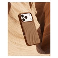 iDeal of Sweden Soft Swirl Silicone MagSafe Hülle Apple iPhone 17e / 16e / 15 / 14 / 13 - Salted Caramel