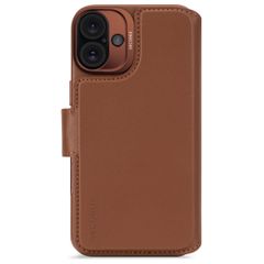 Decoded 2 in 1 Leather Klapphülle MagSafe Apple iPhone 16 - Tan