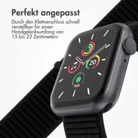 imoshion Nylonarmband für das  Apple Watch Series 1 t/m 9 / SE (38/40/41 mm) | Series 10 / 11 (42 mm) - Schwarz