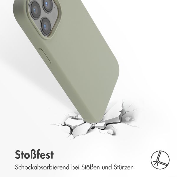 Accezz Liquid Silikoncase mit MagSafe Apple iPhone 13 Pro - Cooper Green