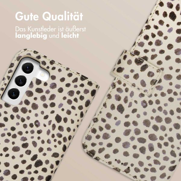 imoshion Design Klapphülle Samsung Galaxy S22 - Black And White Dots