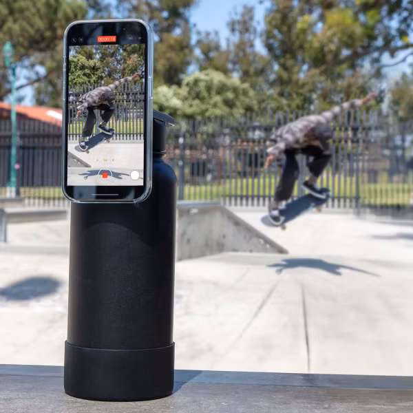 Scosche MagicMount Flask – Handyhalterung – Isolierte Trinkflasche 946ML – MagSafe – Schwarz