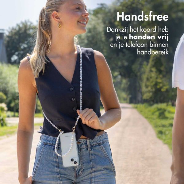 imoshion Back Cover mit Band + Armband Apple iPhone 15 Pro Max - Perlenherzen