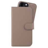 Holdit Wallet Case Magnet Plus für das iPhone 15 Pro - Mocha Brown