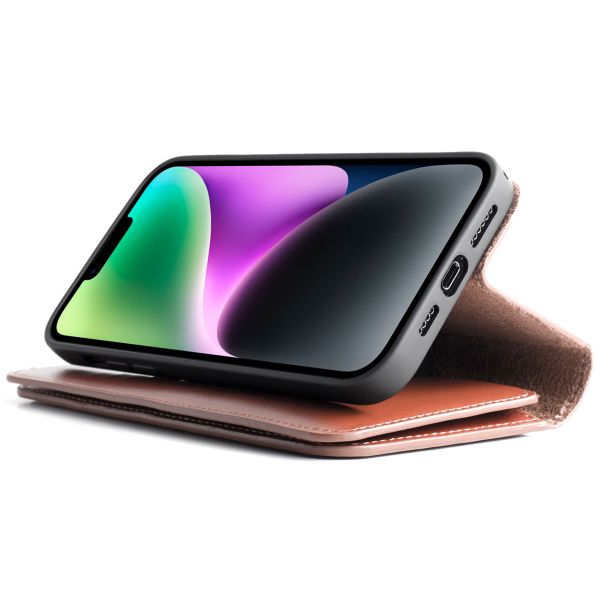 Wachikopa Multi Wallet Bookcase für das iPhone 14 - British