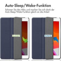 imoshion Trifold Klapphülle Apple iPad 9 (2021) 10.2 Zoll / iPad 8 (2020) 10.2 Zoll / iPad 7 (2019) 10.2 Zoll - Dunkelblau