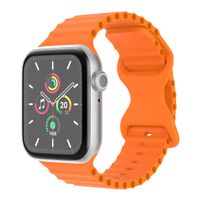 imoshion Athletisches Silikonarmband für die Apple Watch Series 1 bis 10 / SE / Ultra (2) (44/45/46/49 mm) - Orange