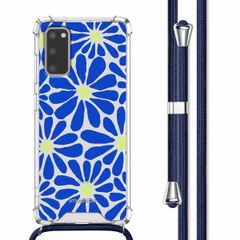 imoshion Design Hülle mit Band Samsung Galaxy S20 - Cobalt Blue Flowers Connect