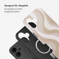 Selencia Vivid Tough Back Cover mit MagSafe für das iPhone 16 - Desert Waves Beige