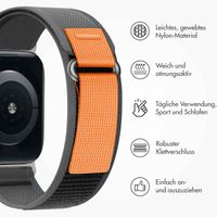 imoshion Nylon-Armband Trail für die Apple Watch Series 1 bis 10 / SE / Ultra (2) (44/45/46/49 mm) - Black Grey