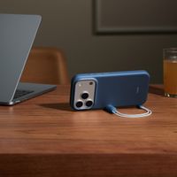 Beats Kickstand-Hülle mit MagSafe und Kamera-Steuerung Apple iPhone 17 Pro Max - Bedrock Blue