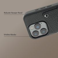 Selencia Riva Back Cover mit Kartenfach Apple iPhone 16 Pro - Schwarz