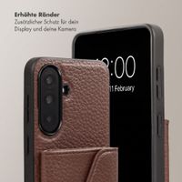Selencia Sera HandyHülle mit Kordel und Umschlag-Kartenhalter Samsung Galaxy A36 - Chocolate Brown