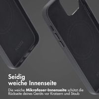 Accezz MagSafe Leather Backcover für das iPhone 12 (Pro) - Onyx Black