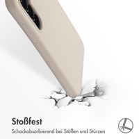 Accezz Liquid Silikoncase mit MagSafe für das Samsung Galaxy S24 FE - Stone