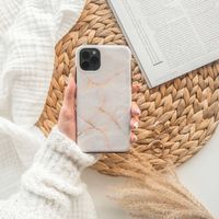Burga Tough Back Cover für das Apple iPhone 13 - Vanilla Sand