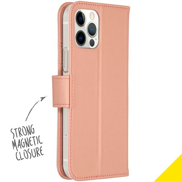 Accezz Wallet TPU Klapphülle für das iPhone 12 (Pro)  - Roségold