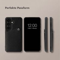Selencia Riva Back Cover mit Kartenfach Samsung Galaxy S26 Plus - Schwarz
