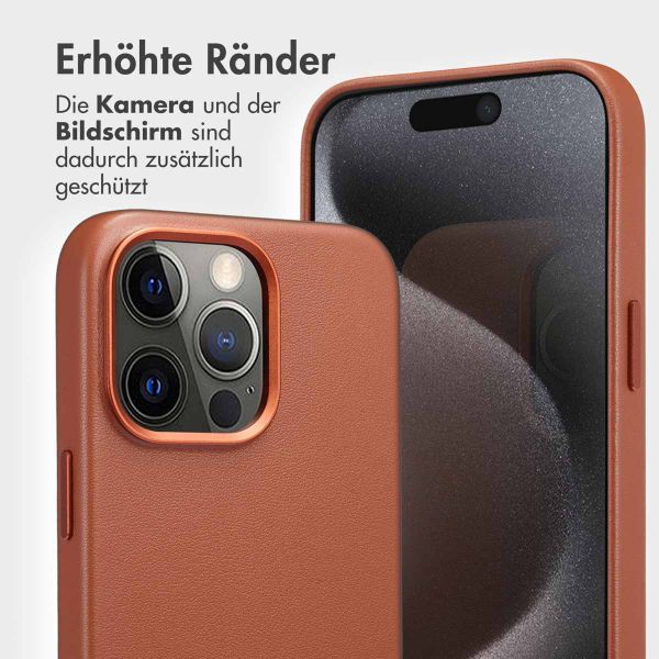 Accezz 2-in-1 Klapphülle aus Leder mit MagSafe für das iPhone 15 Pro Max - Sienna Brown